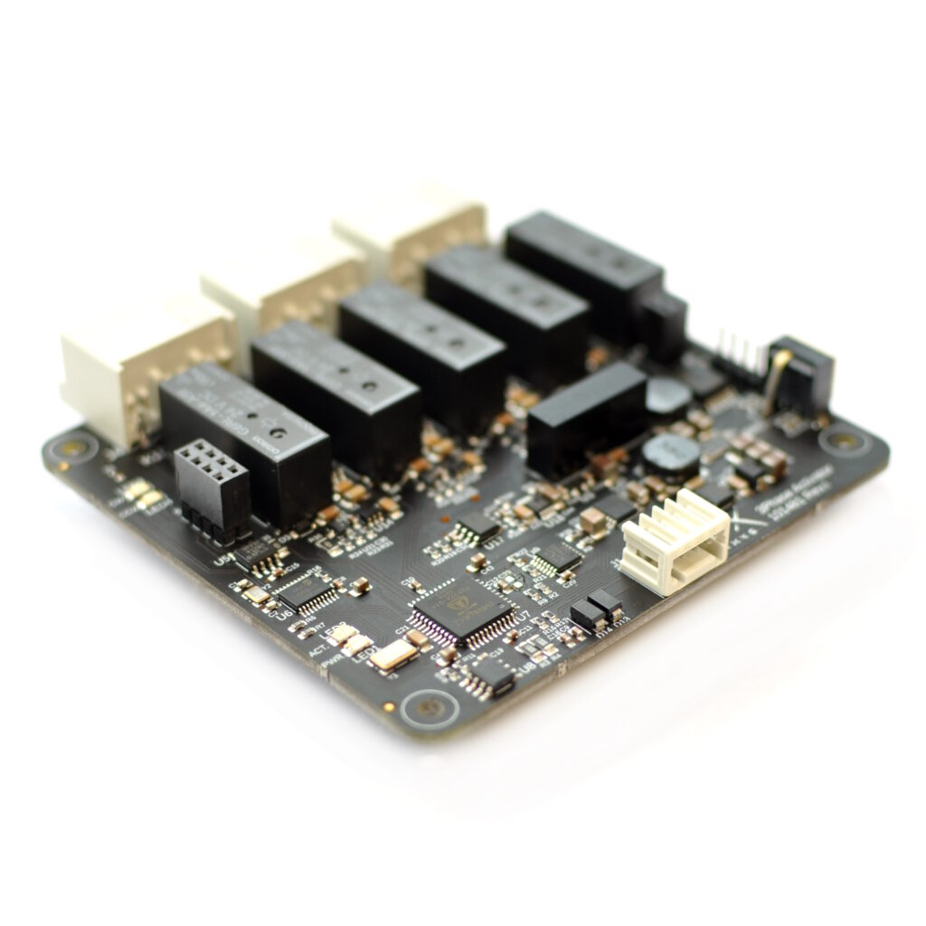 Ixys CS 3PH Activator – three-phase expansion board with current monitoring, ground fault detection, and PC/104 stackable design.