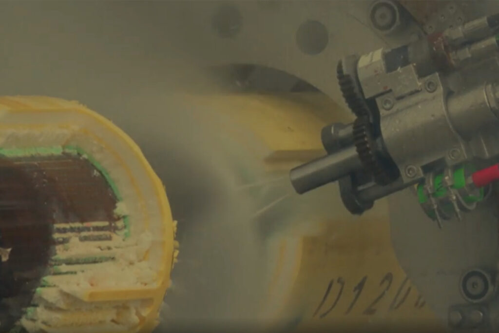 New and better control system from Ixys used in Scan Coating Removal Tool for Scanmudring