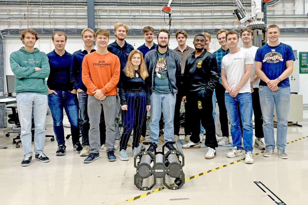 The UiA Submerged team with the K2 ROV.