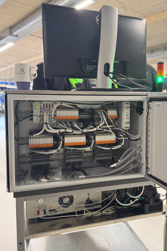 Ixys subsea cable testing machine