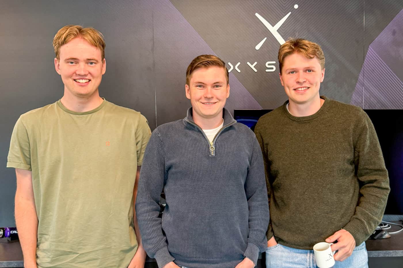 Summer students at Ixys