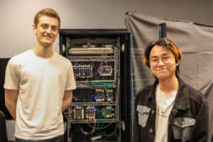 Yi Ken Chng and Sebastian Reglund Jøssang at internship at Ixys.